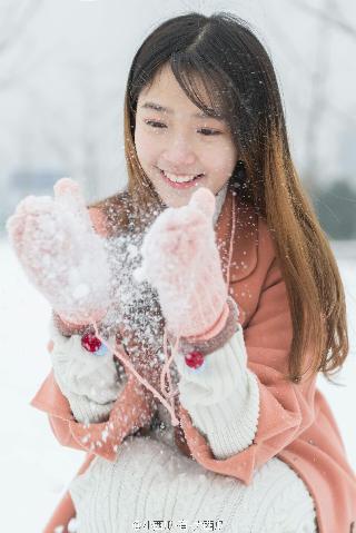 美丽姑娘高清版在线电影,美丽小蜜桃